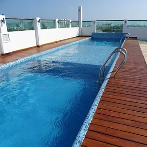 Kavia Cancun
