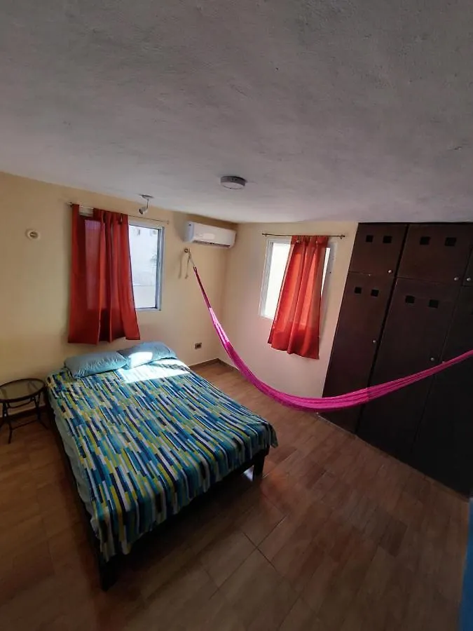 Venado 28 Hostel Cancun Mexico